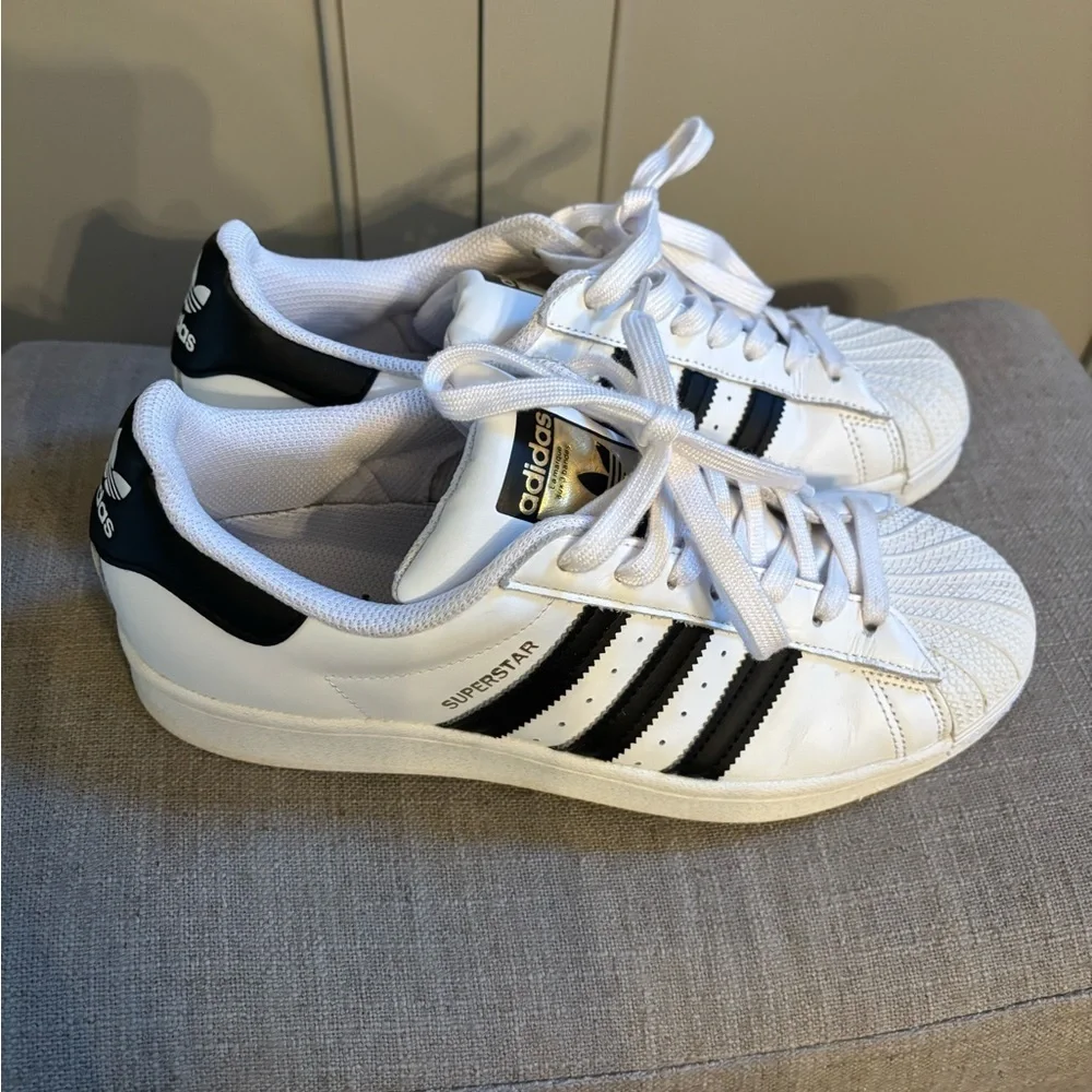 Adidas Original Superstar Foundation in White & Black Sz 8.5 - Picture 2 of 8